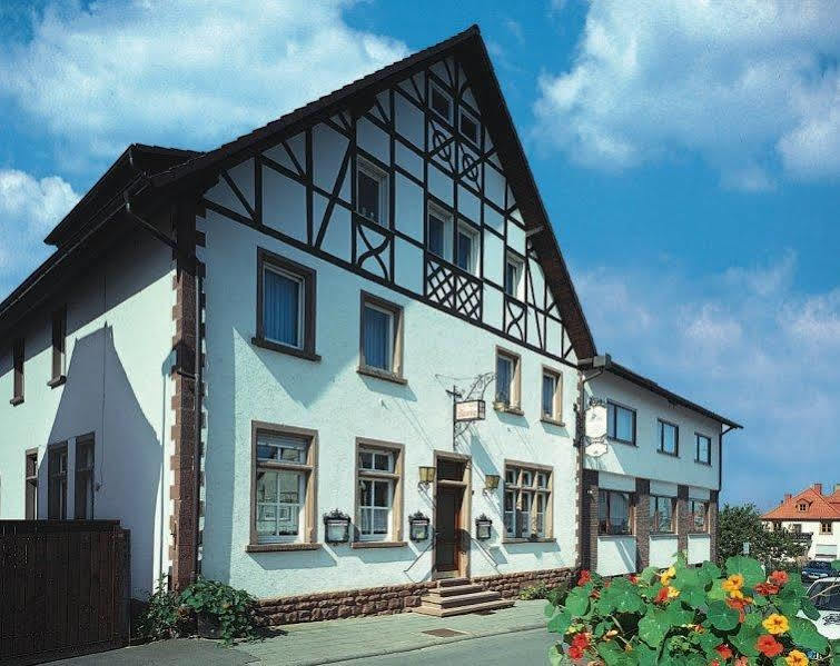 Gasthof Krone Monchberg  Екстер'єр фото