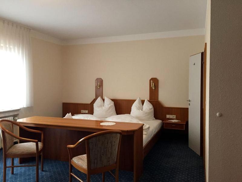 Gasthof Krone Monchberg  Екстер'єр фото
